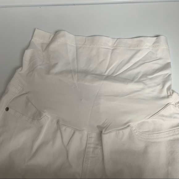 White Skinny Maternity Pants 🤰🏼 - Picture 2 of 6